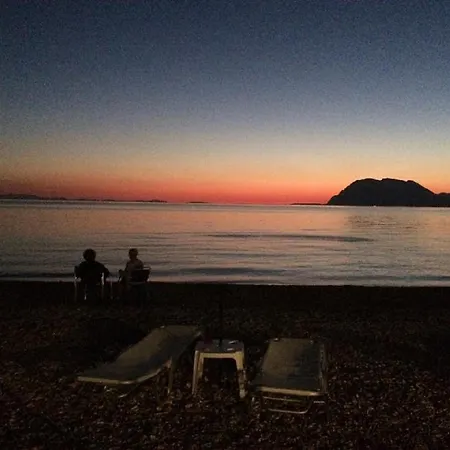 Mare - Mare B Guest house Patras