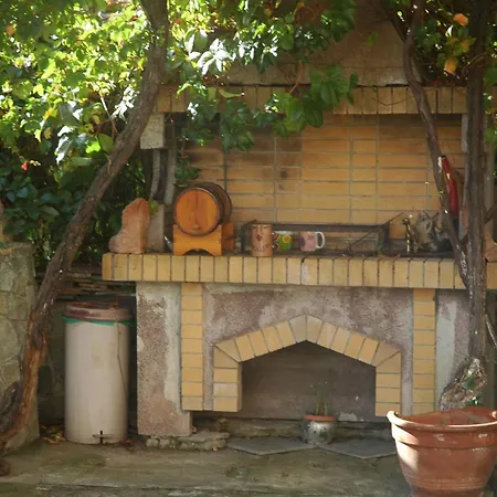 Mare - Mare B Gæstehus 3*